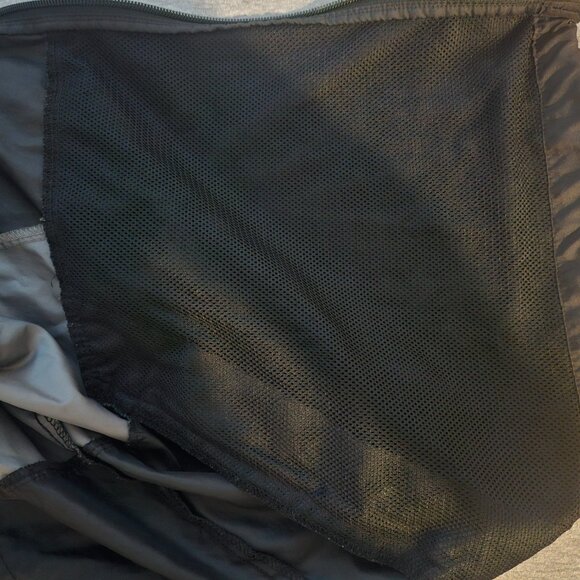 Lightweight Columbia Rain Jacket - Picture 2 of 3